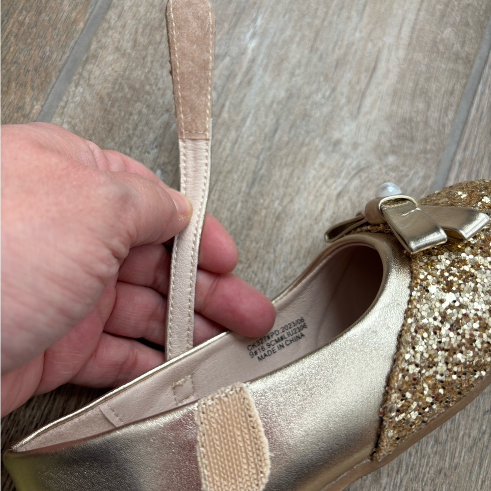Kideren Glittery Gold Mary Janes Size 9M - Picture 5 of 8